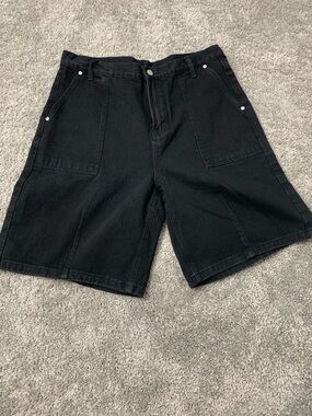 Black Utility Denim jhorts size 34